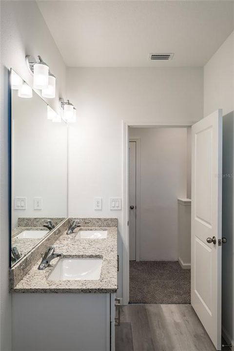 For Sale: $425,000 (4 beds, 2 baths, 1458 Square Feet)