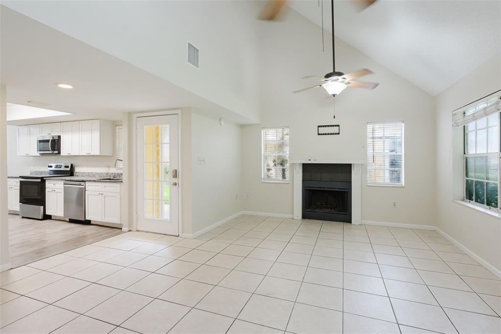 For Sale: $265,000 (3 beds, 2 baths, 1534 Square Feet)