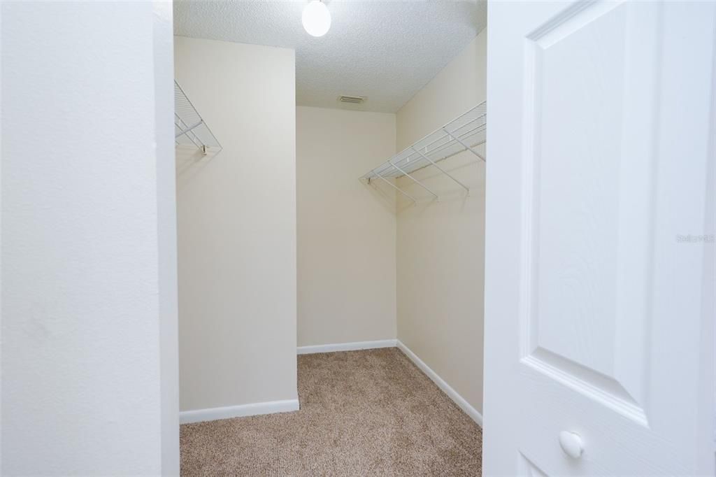 For Sale: $265,000 (3 beds, 2 baths, 1534 Square Feet)