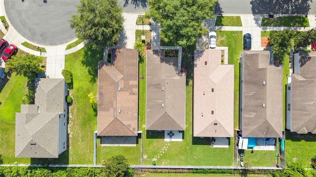 En Venta: $330,000 (4 camas, 2 baños, 1446 Pies cuadrados)