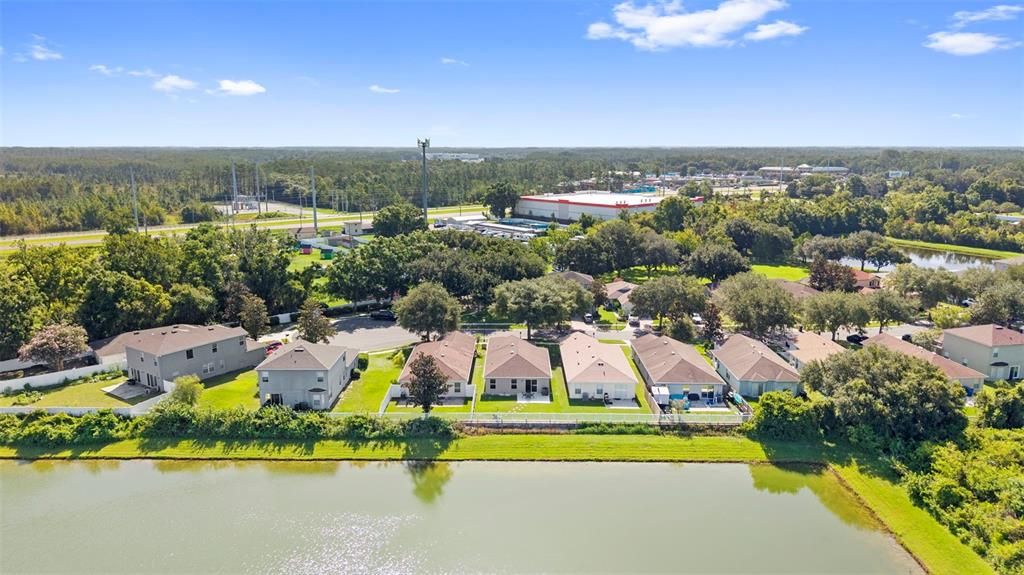 En Venta: $330,000 (4 camas, 2 baños, 1446 Pies cuadrados)