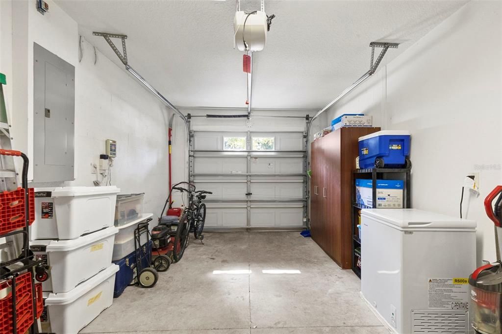 En Venta: $330,000 (4 camas, 2 baños, 1446 Pies cuadrados)