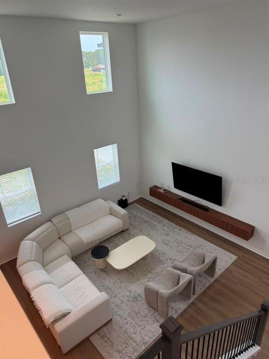 En Renta: $4,900 (5 camas, 4 baños, 3545 Pies cuadrados)