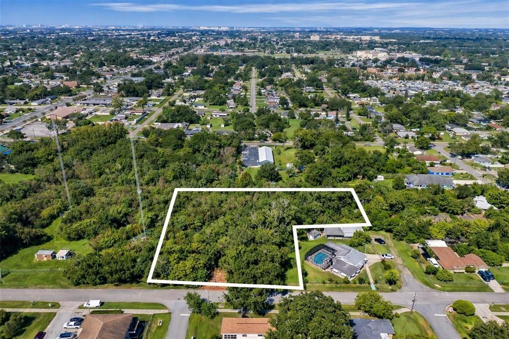 En Venta: $380,000 (1.16 acres)