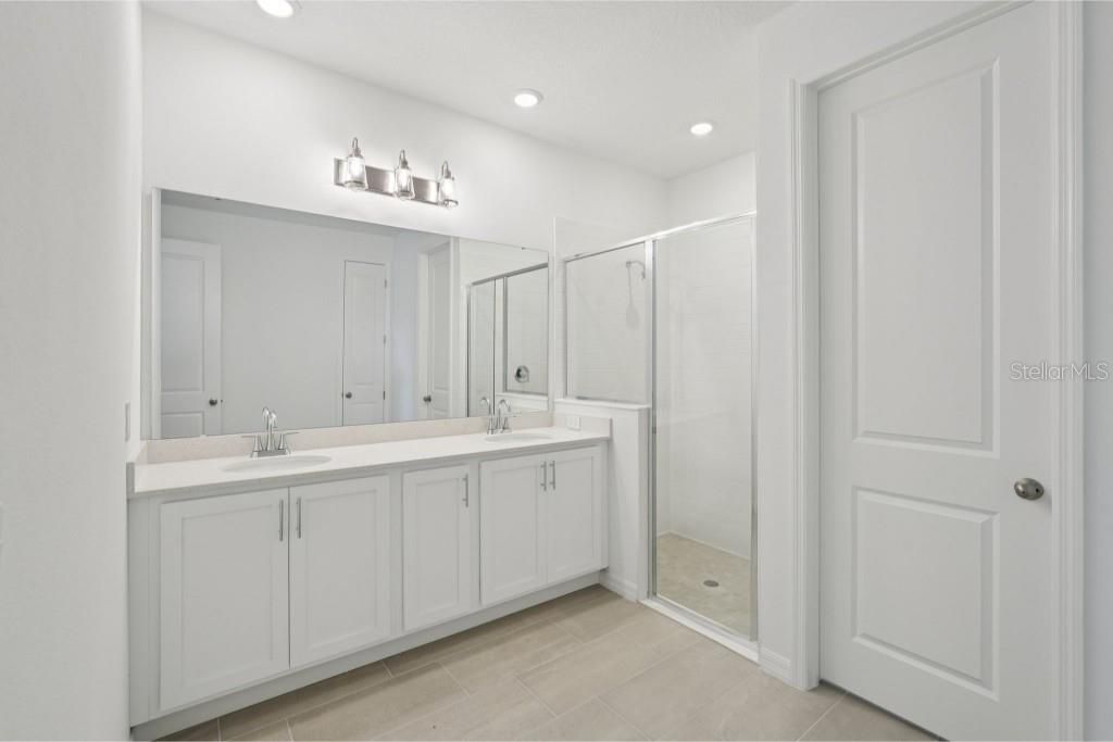 For Sale: $399,990 (3 beds, 2 baths, 1709 Square Feet)