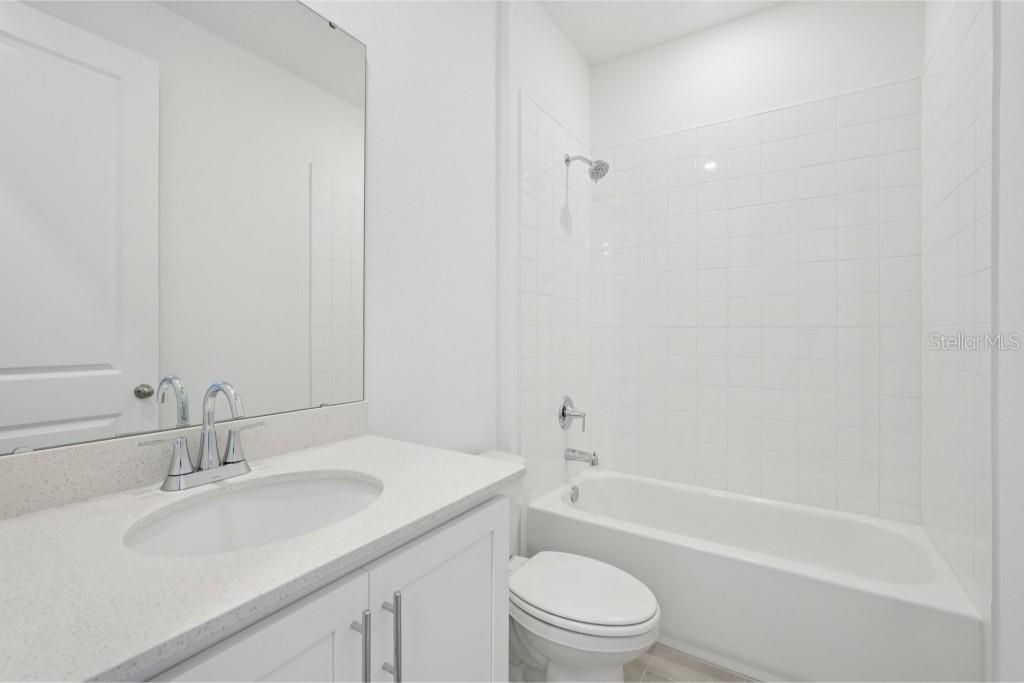 For Sale: $399,990 (3 beds, 2 baths, 1709 Square Feet)