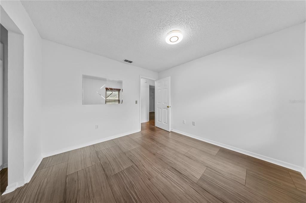En Renta: $2,800 (4 camas, 2 baños, 1848 Pies cuadrados)