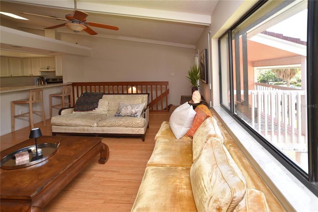 For Rent: $3,300 (2 beds, 2 baths, 1095 Square Feet)