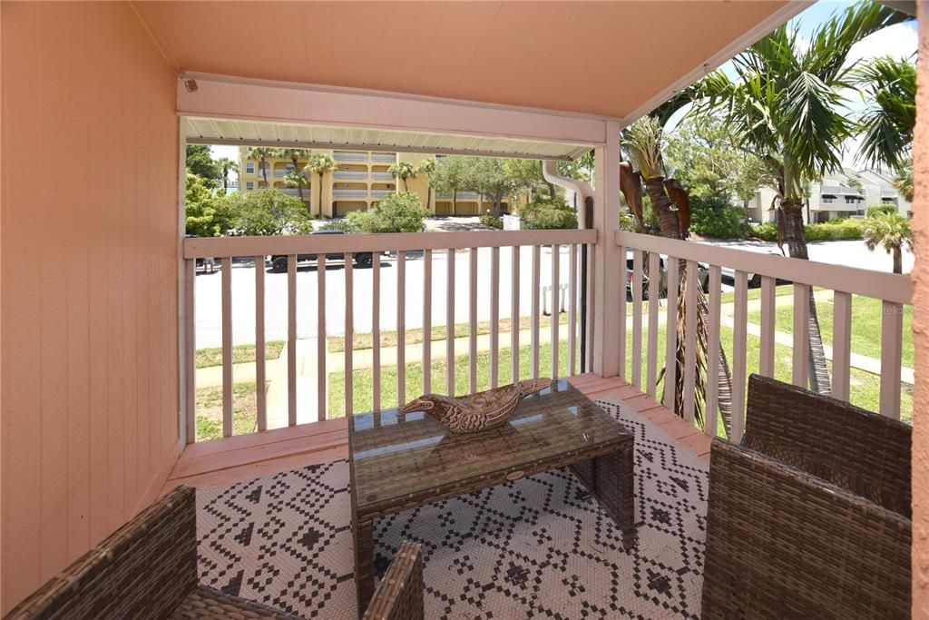 For Rent: $3,300 (2 beds, 2 baths, 1095 Square Feet)