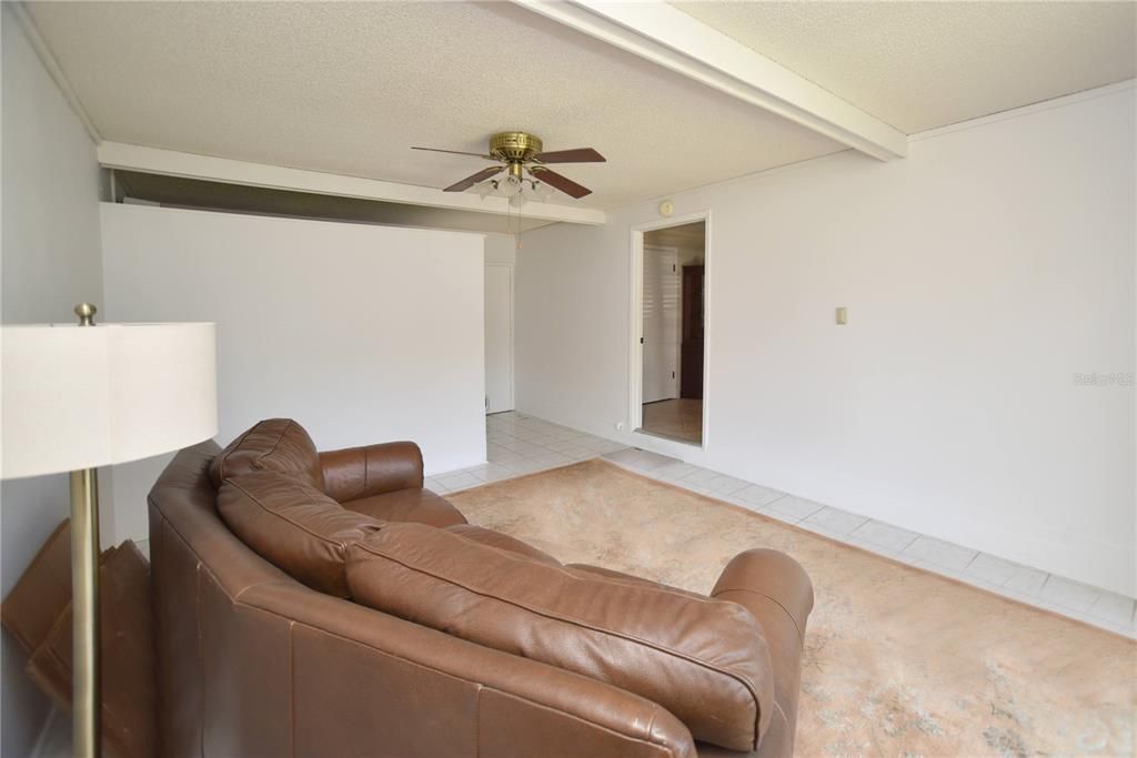 For Rent: $3,300 (2 beds, 2 baths, 1095 Square Feet)