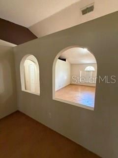 На продажу: $279,900 (3 спален, 2 ванн, 1564 Квадратных фут)