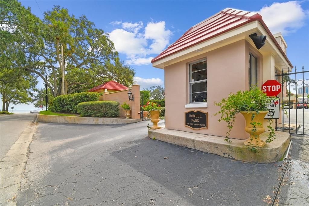 En Venta: $925,000 (2 camas, 2 baños, 2612 Pies cuadrados)