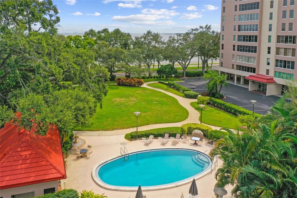 En Venta: $925,000 (2 camas, 2 baños, 2612 Pies cuadrados)