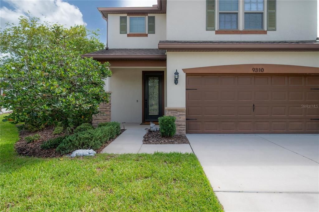 For Sale: $440,000 (4 beds, 2 baths, 2200 Square Feet)