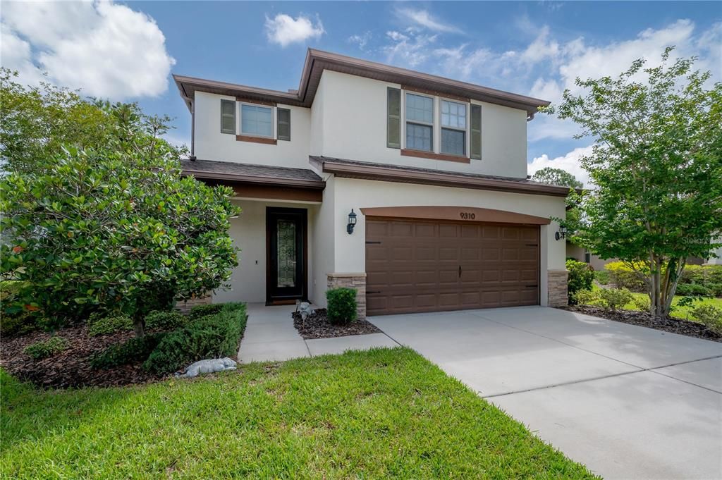 For Sale: $440,000 (4 beds, 2 baths, 2200 Square Feet)