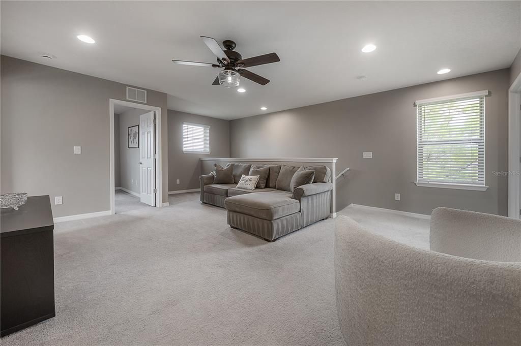 For Sale: $440,000 (4 beds, 2 baths, 2200 Square Feet)