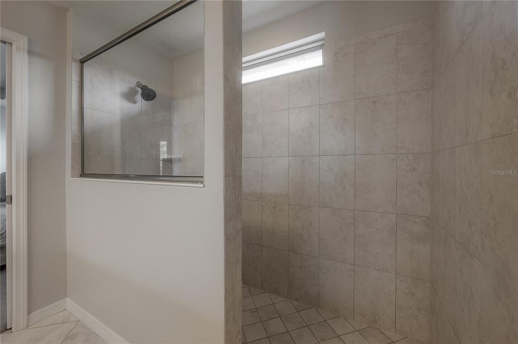 For Sale: $440,000 (4 beds, 2 baths, 2200 Square Feet)
