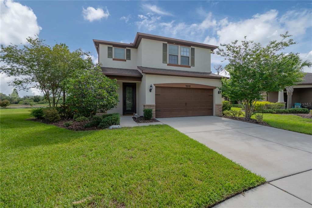For Sale: $440,000 (4 beds, 2 baths, 2200 Square Feet)