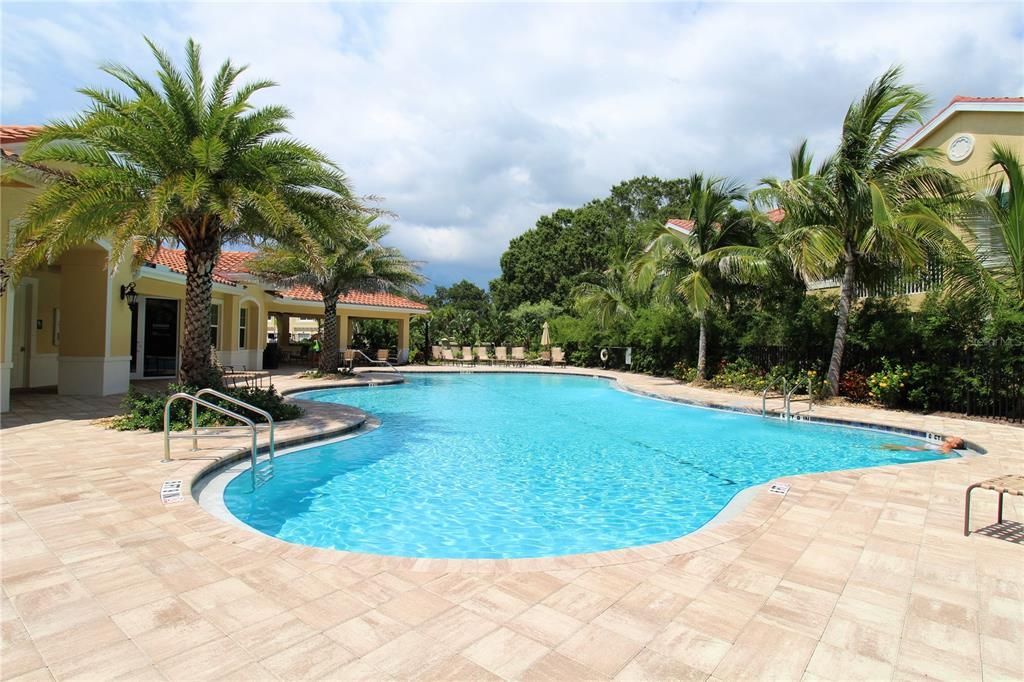 For Rent: $1,950 (3 beds, 2 baths, 1430 Square Feet)