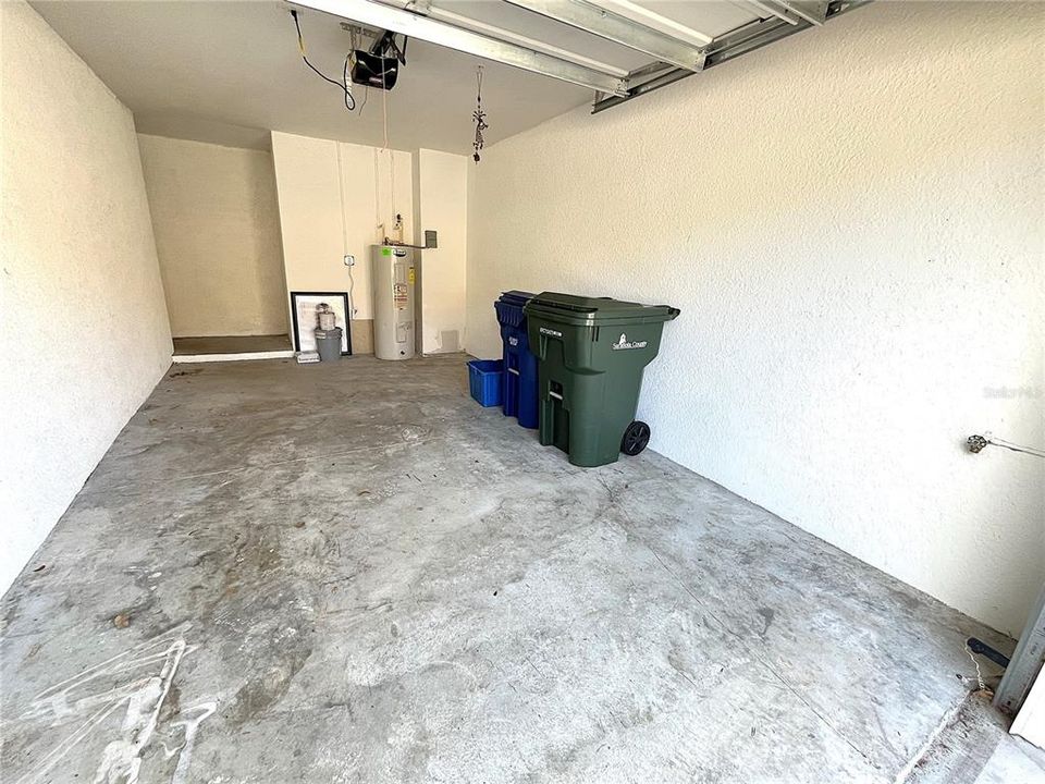 For Rent: $1,950 (3 beds, 2 baths, 1430 Square Feet)