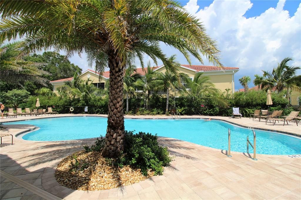 For Rent: $1,950 (3 beds, 2 baths, 1430 Square Feet)