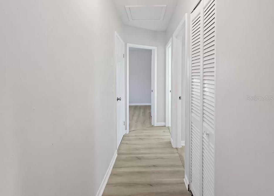 En Venta: $275,000 (3 camas, 1 baños, 864 Pies cuadrados)
