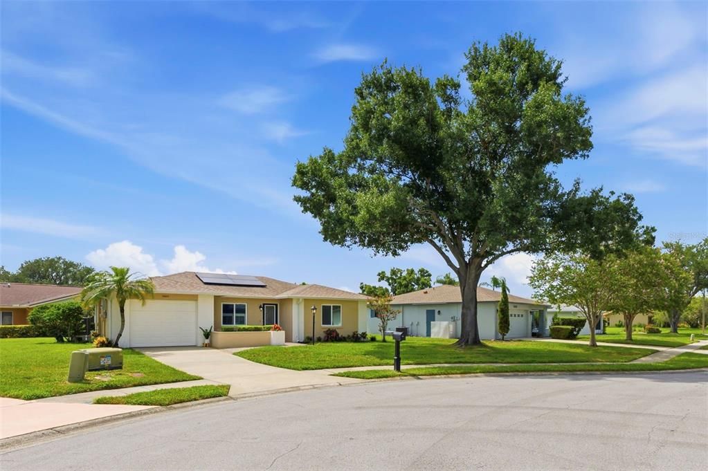 En Venta: $317,500 (2 camas, 2 baños, 986 Pies cuadrados)