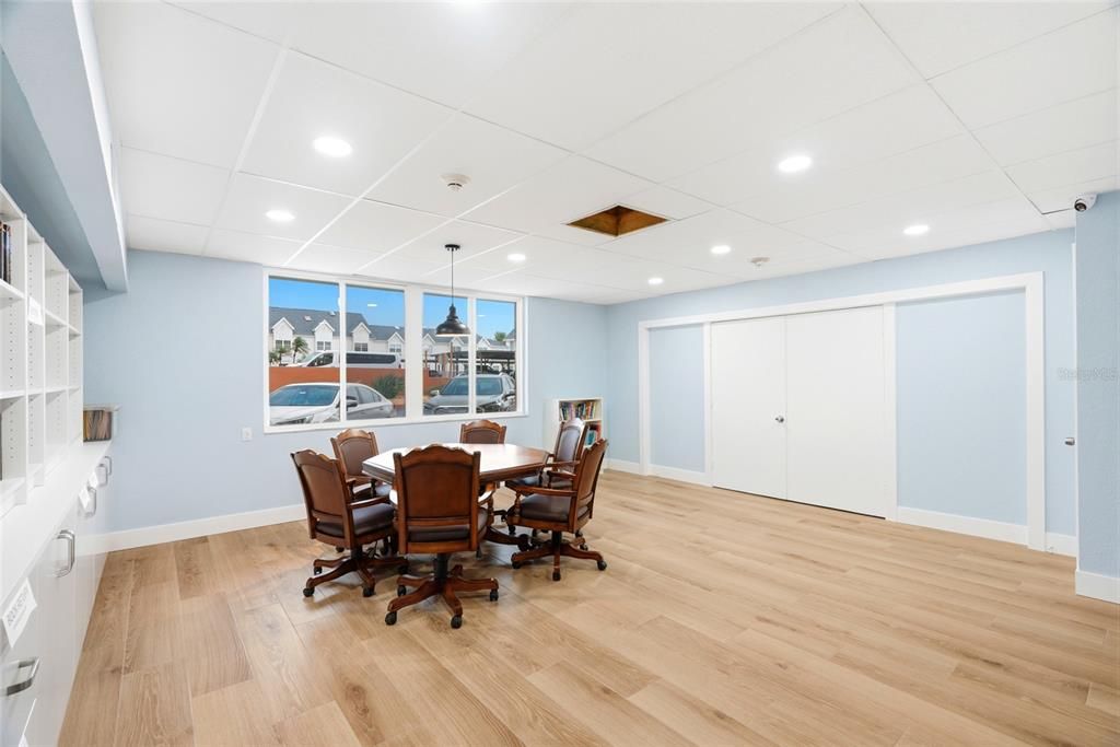 На продажу: $469,900 (1 спален, 1 ванн, 1060 Квадратных фут)