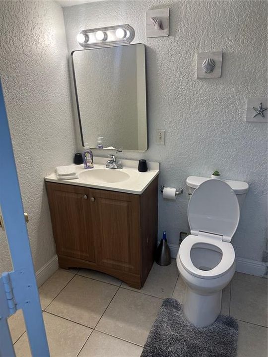 В аренду: $2,500 (3 спален, 2 ванн, 875 Квадратных фут)