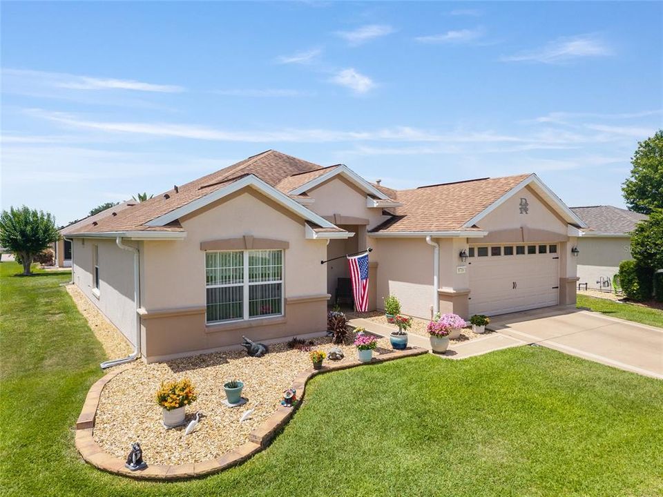 En Venta: $339,900 (2 camas, 2 baños, 1698 Pies cuadrados)