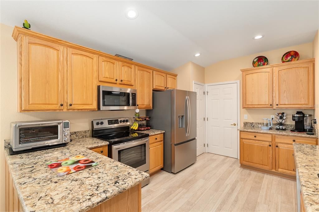 En Venta: $339,900 (2 camas, 2 baños, 1698 Pies cuadrados)