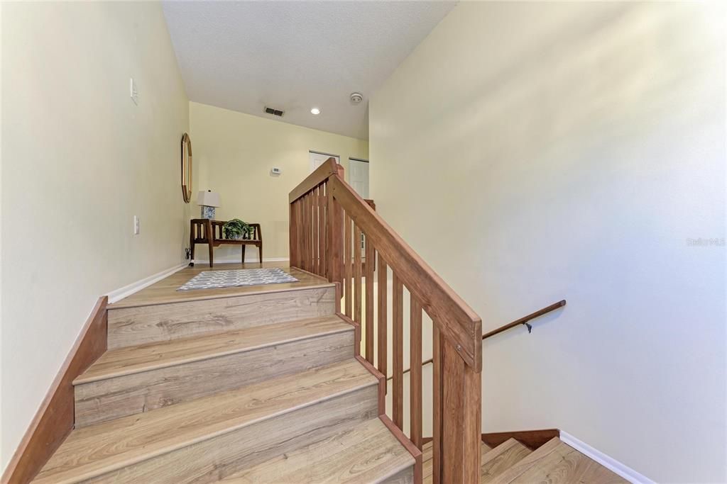 For Sale: $335,000 (3 beds, 3 baths, 2177 Square Feet)