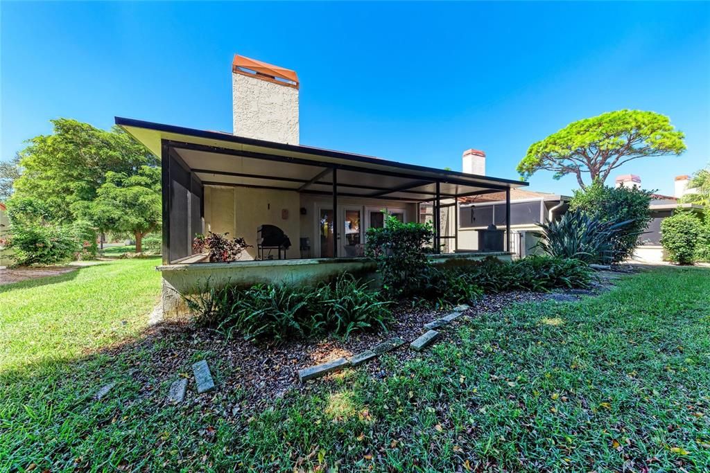 For Sale: $335,000 (3 beds, 3 baths, 2177 Square Feet)