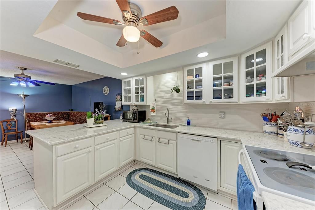 For Sale: $335,000 (3 beds, 3 baths, 2177 Square Feet)