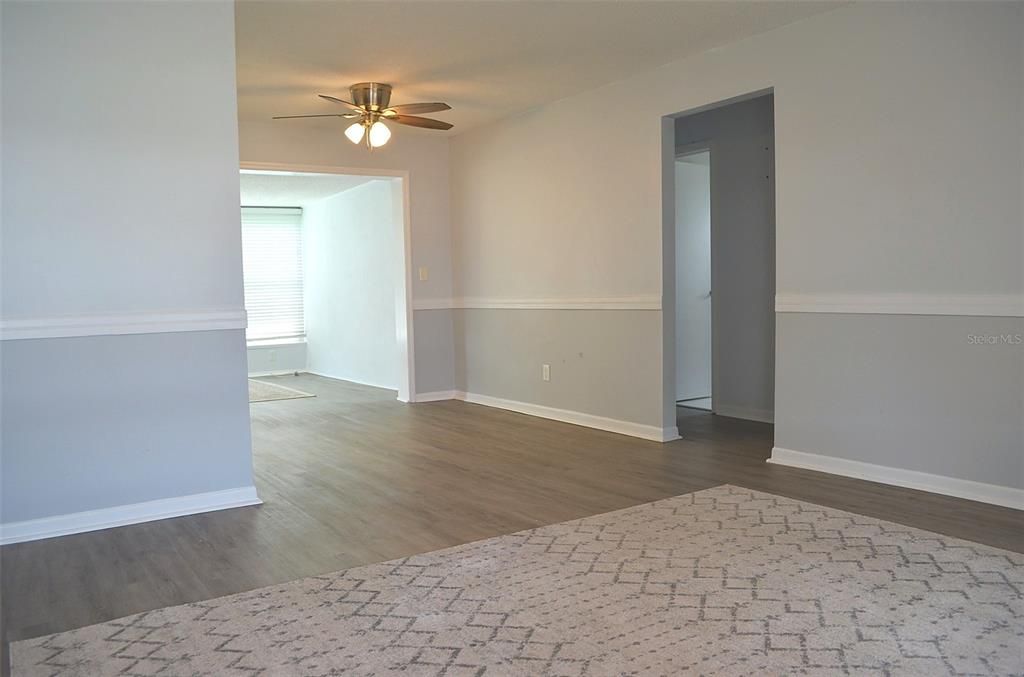 For Rent: $1,750 (2 beds, 1 baths, 830 Square Feet)
