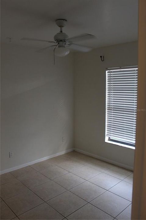 En Renta: $2,395 (3 camas, 2 baños, 1415 Pies cuadrados)