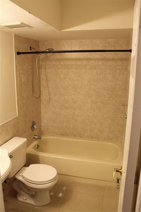 En Renta: $2,395 (3 camas, 2 baños, 1415 Pies cuadrados)
