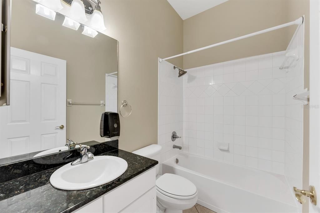 For Rent: $5,000 (5 beds, 4 baths, 3285 Square Feet)