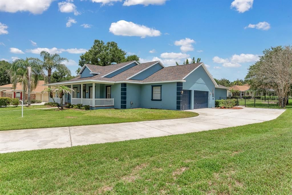 For Rent: $5,000 (5 beds, 4 baths, 3285 Square Feet)