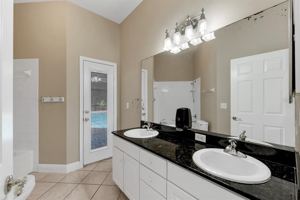 For Rent: $5,000 (5 beds, 4 baths, 3285 Square Feet)
