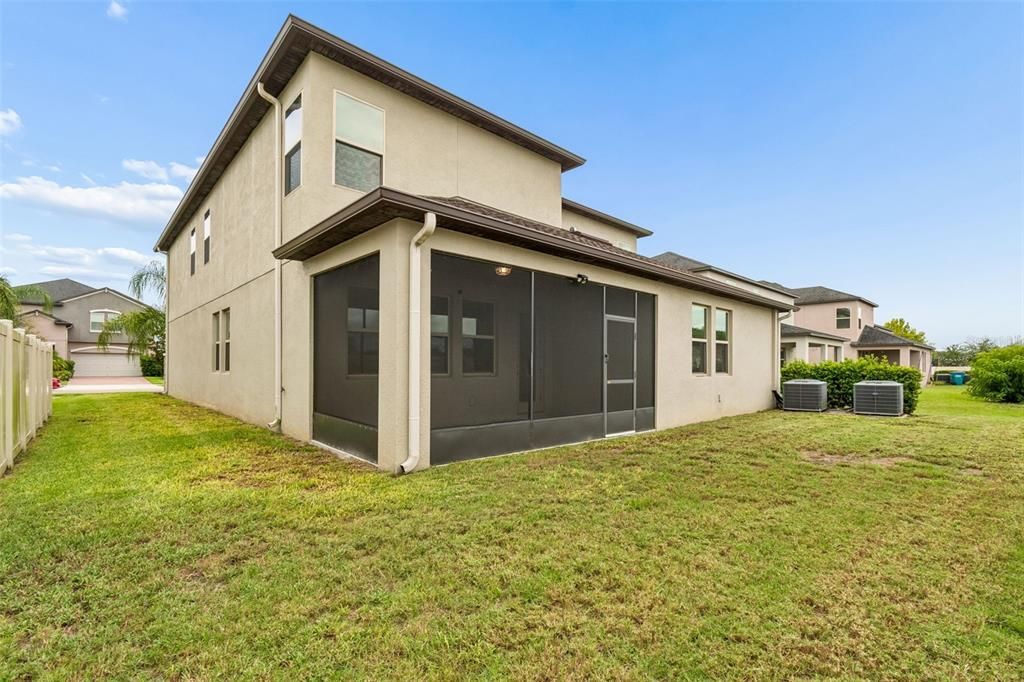 For Rent: $3,490 (5 beds, 3 baths, 3777 Square Feet)