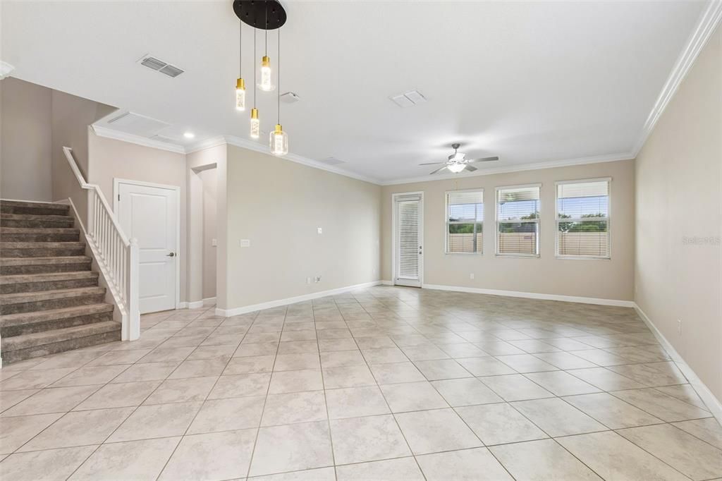 For Rent: $3,490 (5 beds, 3 baths, 3777 Square Feet)