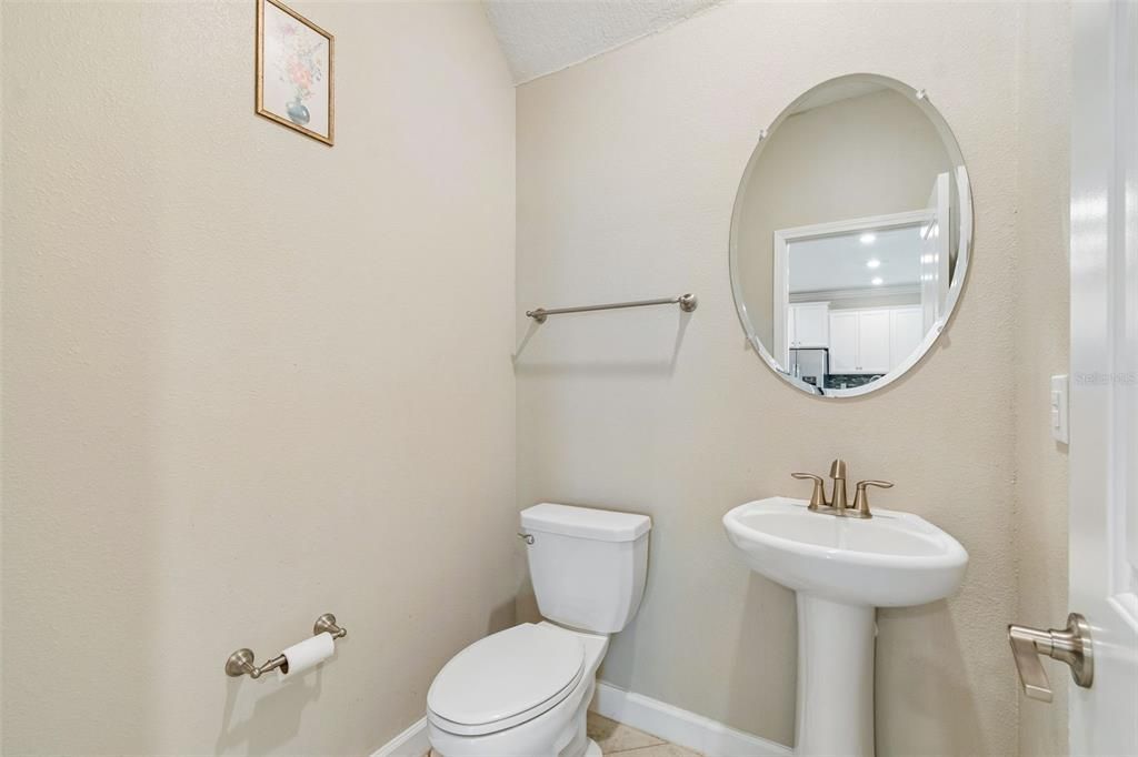 For Rent: $3,490 (5 beds, 3 baths, 3777 Square Feet)