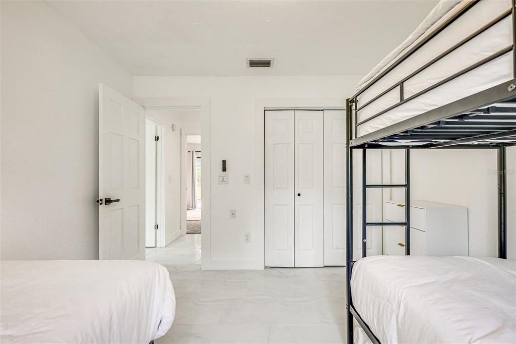 For Rent: $3,400 (3 beds, 2 baths, 1640 Square Feet)