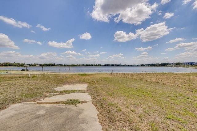 For Rent: $3,400 (3 beds, 2 baths, 1640 Square Feet)