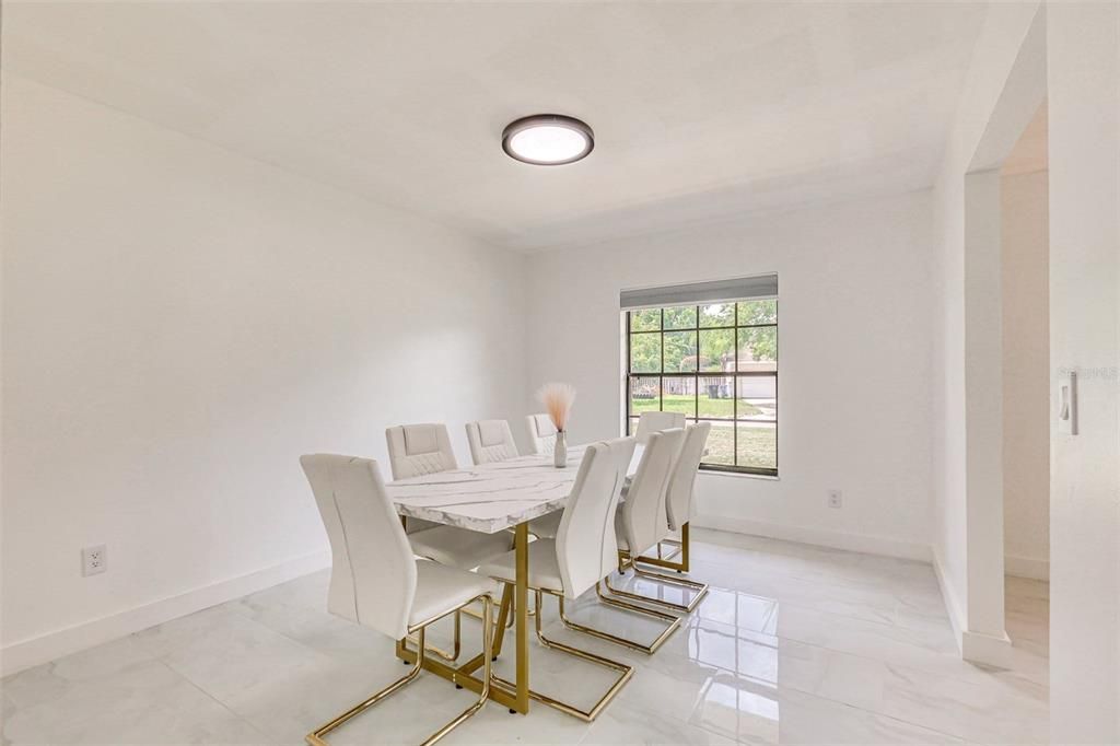 For Rent: $3,400 (3 beds, 2 baths, 1640 Square Feet)