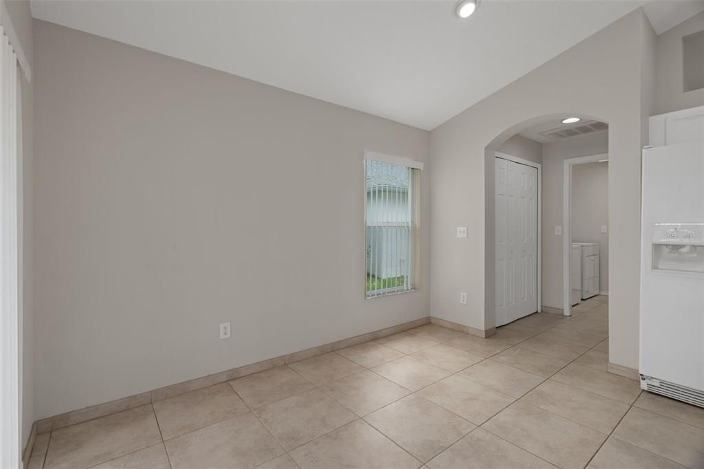 For Sale: $375,000 (3 beds, 2 baths, 1758 Square Feet)