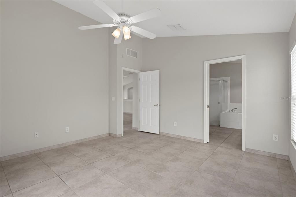 For Sale: $375,000 (3 beds, 2 baths, 1758 Square Feet)