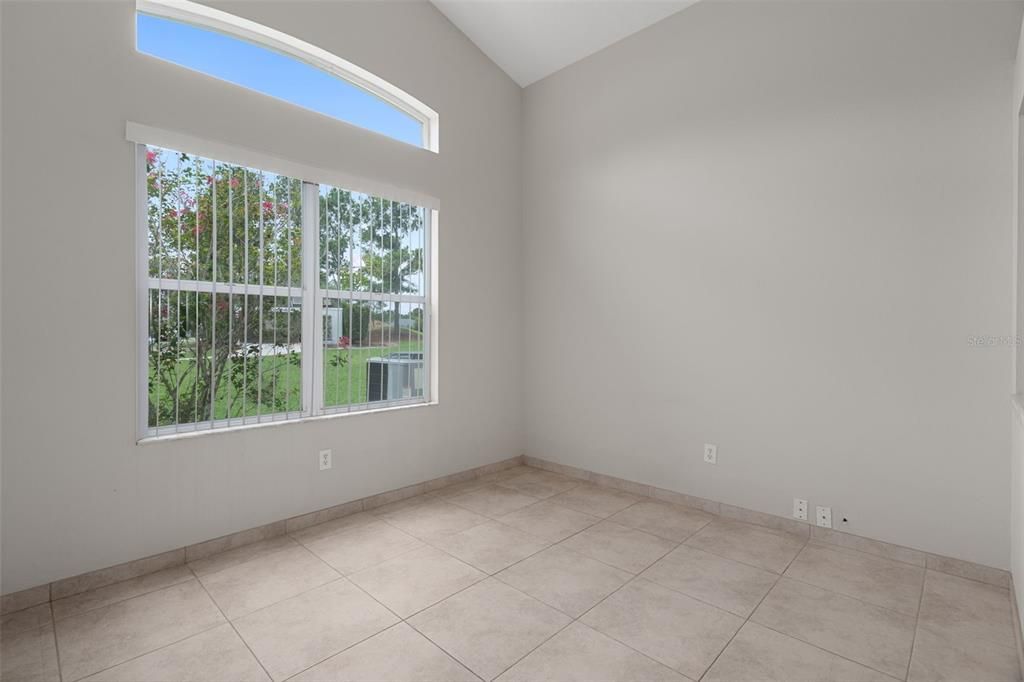 For Sale: $375,000 (3 beds, 2 baths, 1758 Square Feet)