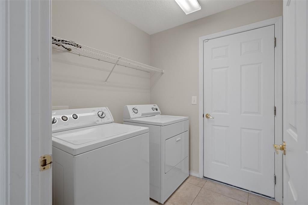 For Sale: $375,000 (3 beds, 2 baths, 1758 Square Feet)